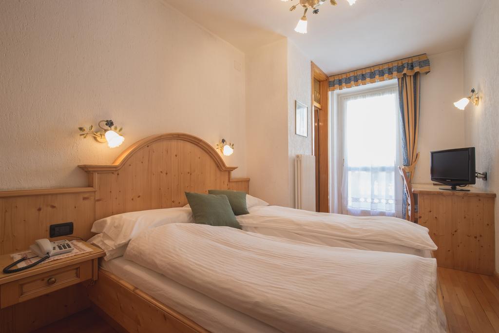 Hotel Centrale 페이오 외부 사진